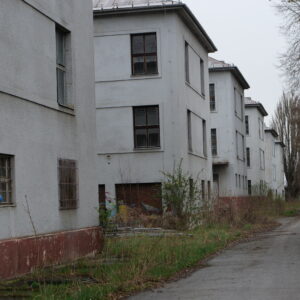 08 - Zmenia kežmarskí poslanci kasárne na obytnú zónu