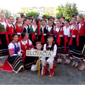 Detský folklórny súbor Maguráčik