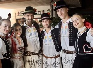 Folklórny súbor Mladosť z Dubnice nad Váhom