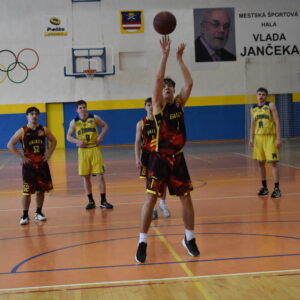 08 basket