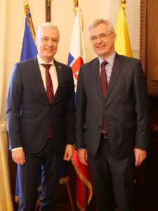 577781483_1149128727335513_3228436603816904220_n