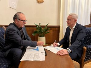 72df200a-0d83-4efe-9a5d-c414b937a951